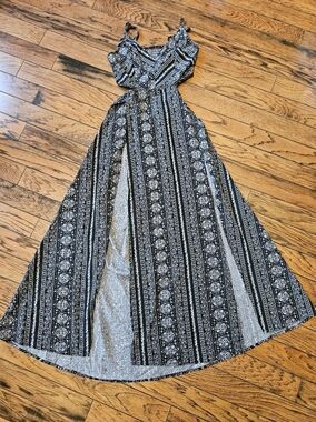 black and white boho maxi dress Black Boho Maxi Dress